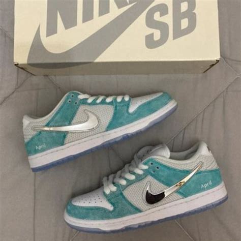 Nike Sb X April Skateboards Dunk Low Pro Fd Sneakermood