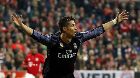 The Numbers Behind Cristiano Ronaldo 100 Goals In Uefa Club