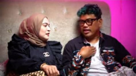 Kumpulan Berita Uya Kuya Dan Astrid Pulangkan Tki Bermasalah Terbaru