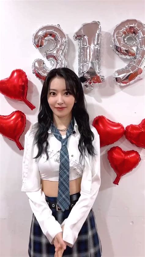 Kkura Unnie On Twitter 230319 Le Sserafim Official Tiktok Update For