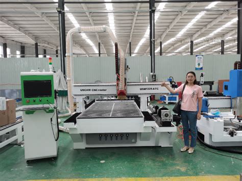 China Foam Cutting Axis D Cnc Milling Machine For Eps Styrofoam Pu