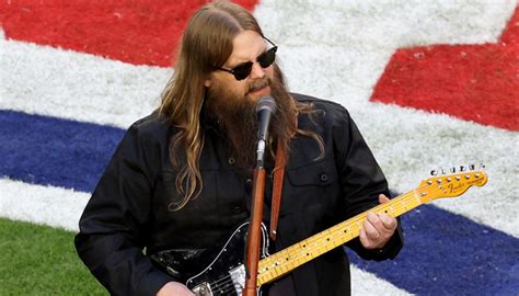 Chris Stapleton delivers emotional rendition of Star Spangled Banner ...