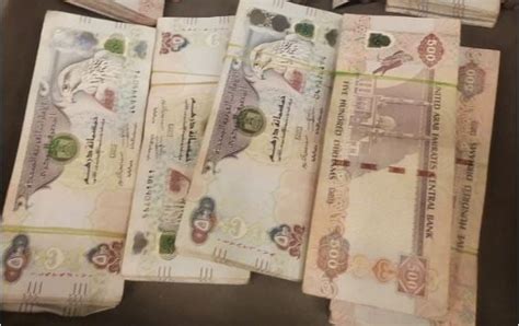 Mumbai Cisf Recovered Foreign Currency Worth Rs 3 Cr At Airport