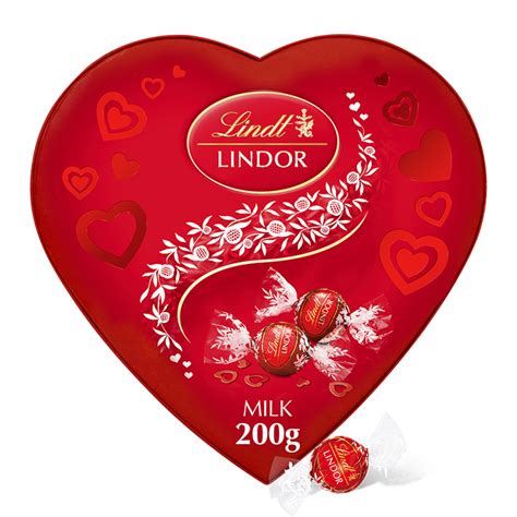 Lindt Lindor Milk Chocolate Heart Box 200g Lindt Shop Uk