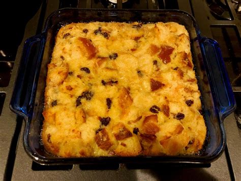 Bread pudding with whiskey sauce recipe | Eat Your Books