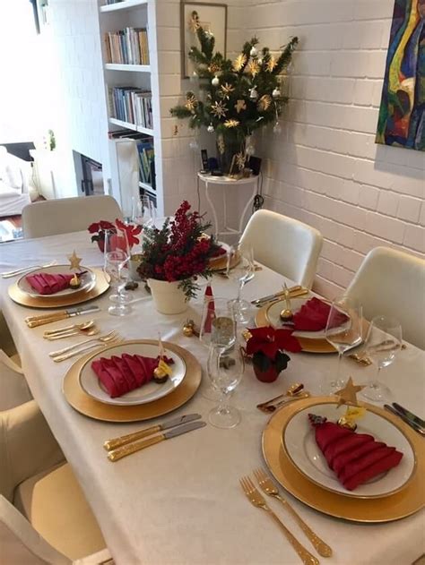 20+ Elegant Christmas Table Settings