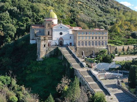 Santuario Di Santa Maria A Parete Liveri Le Basiliche