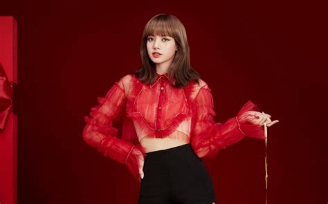 Lisa Wallpaper 4k Red Background Blackpink