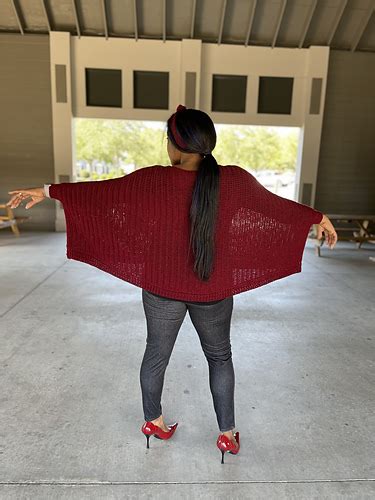 Ravelry Syrah Swancho Pattern By Creations By Courtney