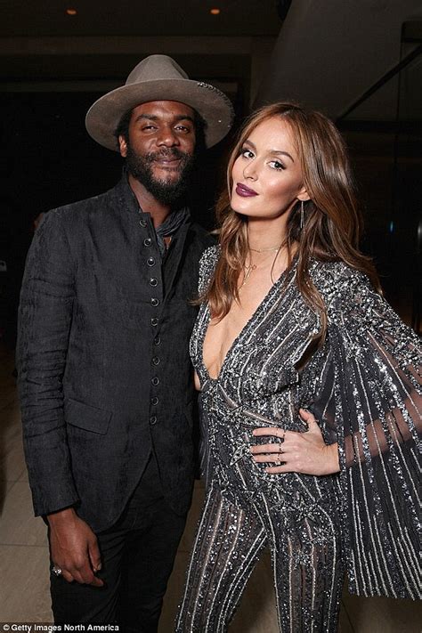 Nicole Trunfio Gears Up To Watch Fiancé Gary Clark Jr At Coachella