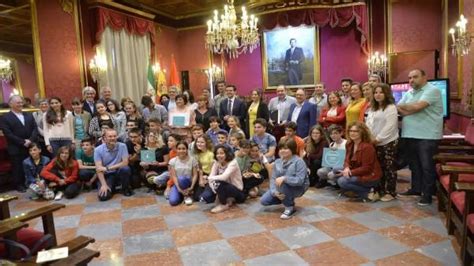 El Ayuntamiento premia por primera vez las buenas prácticas educativas