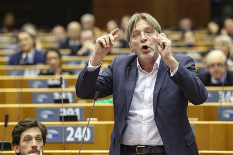 Scandal Hit Belgian MEP Guy Verhofstadt To Visit Budapest