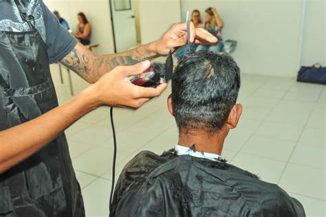 Curso Gratuito De Barbearia E Corte De Cabelo Em Vitória Encerra