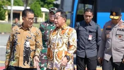 Pj Gubernur Kaltim Dampingi Mendagri Tinjau Sejumlah Proyek