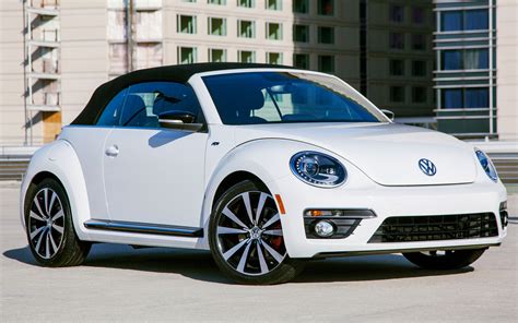 Volkswagen Beetle White Convertible Photo Gallery #3/11