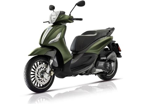 Piaggio Beverly S Abs Asr Motorcycles Photos Video Specs