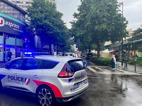 Un Homme De Ans Meurt Poignard Dans Une Boucherie Rennes