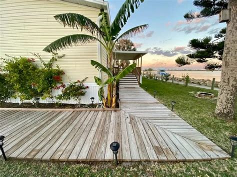 Incredible Waterfront Manufactured Homes In Florida You Must See