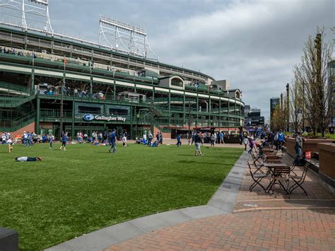 Spring Sports in Chicago - Chicago Traveler