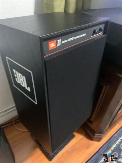 Jbl Se Th Anniversary Monitor Speakers