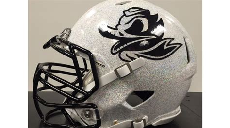 Oregon Unveils New "Combat Duck" Helmets for Game Against Michigan ...