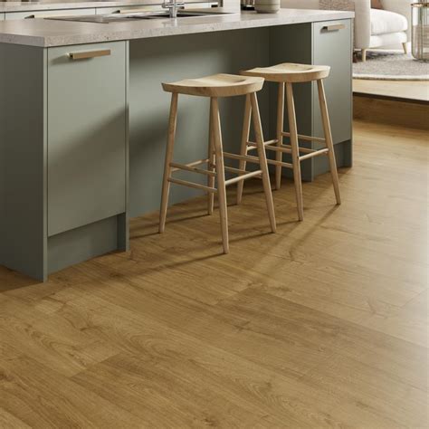 Quick Step Honey Oak Luxury Rigid Vinyl Flooring With Integrated Underlay 187m² Pack Howdens