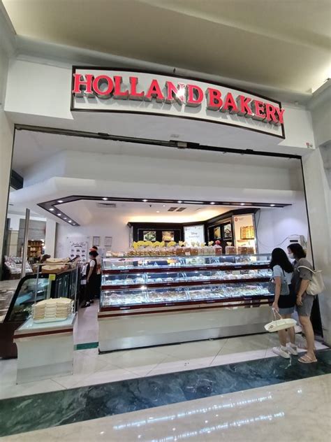 Holland Bakery Kelapa Gading Lengkap Menu Terbaru Jam Buka No