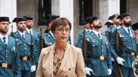 Se Investiga Al Marido De La Directora De La Guardia Civil Por El