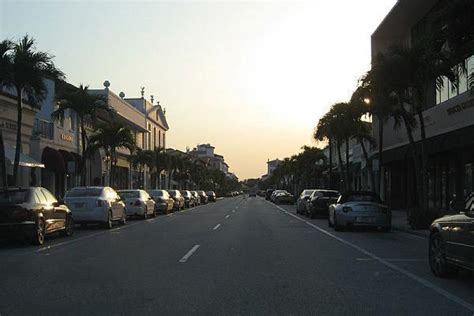 Worth Avenue (Palm Beach) - Palm Beach