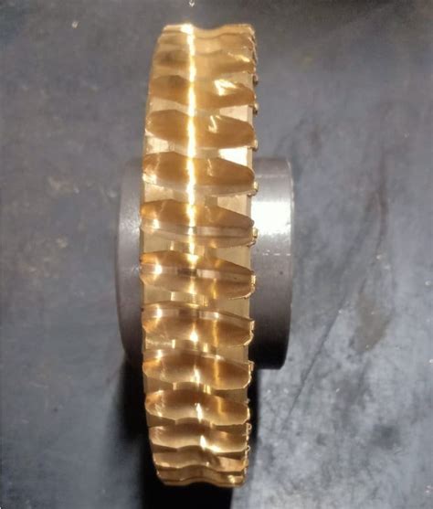 Heavy Vehicle Round Bronze Worm Gear At Rs Piece In Pune Id