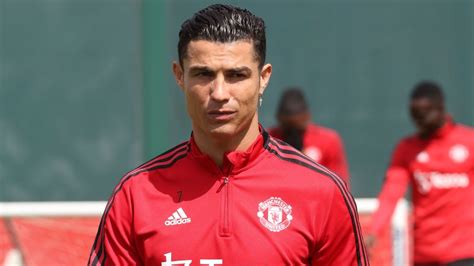 Man Uniteds Cristiano Ronaldo To Turn Down €275m Offer To Join Saudi