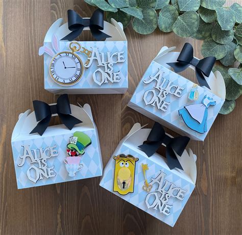 Custom Favor Boxes Custom Gable Boxes Personalized Party Favor Box