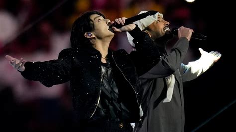 Jungkook Steals The Show With Performance At Fifa World Cup Opening