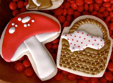 Erase Una Vez Caperucita Roja Cookie Decorating Cupcake Cakes