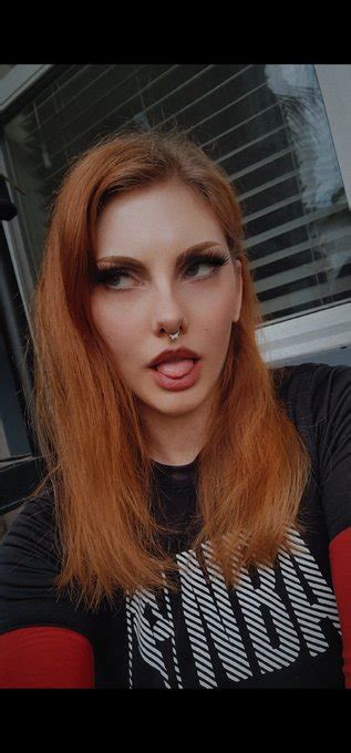 Tw Pornstars Lilith Lust Pictures And Videos From Twitter