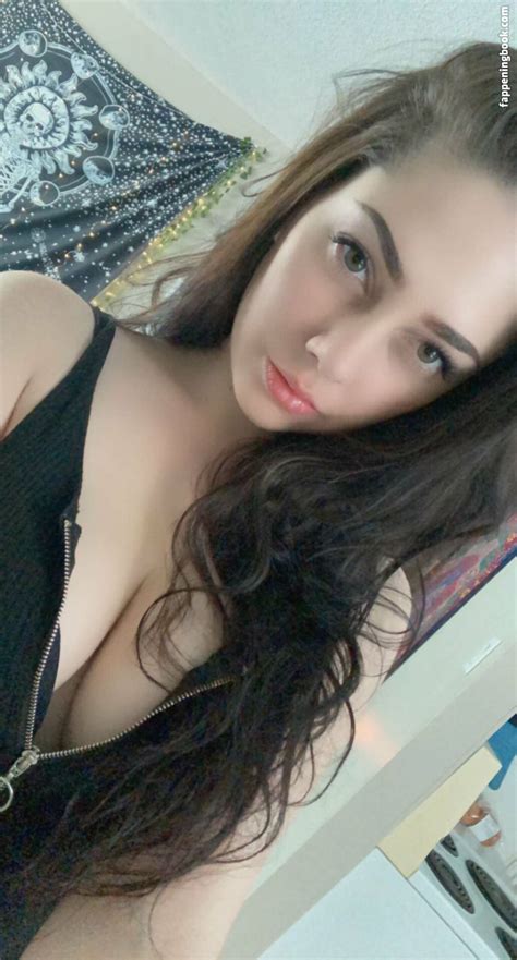 AvariRain Avari Rain Avarainewwe Nude OnlyFans Leaks Fappening FappeningBook