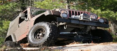 Aspen Jeep Tours: Eye-Catching Views, Memorable Trails & Fun!