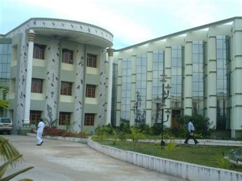 Meenakshi Mission Hospital And Research Center (MMH) Madurai -Admissions 2023, Ranking ...