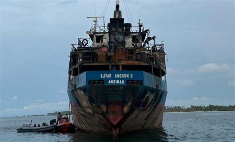 Kru Kapal Kargo Yang Terbakar Di Berakit Diperiksa Polisi Bintan