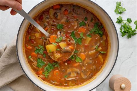 My Go-To One Pot Vegetable Stew - Feel Good Foodie