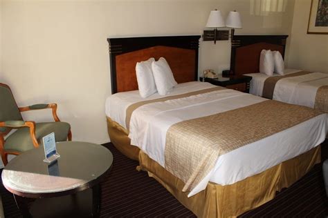 Travelodge by Wyndham Buena Park | Buena Park, CA Hotels