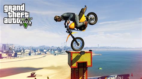 ULTIMATE GTA 5 PARKOUR STUNT RACE YouTube