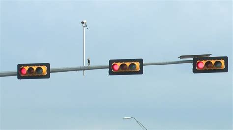 Austin halts collection of red-light camera fines | KEYE