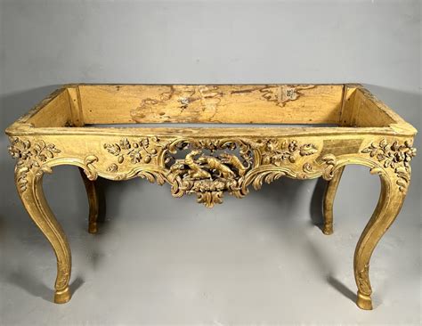 Table à gibier en bois doré Languedoc vers 1740 XVIIIe siècle N 104198