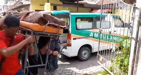 Layanan Ambulans Laznas Bmh Memudahkan Warga Yang Memerlukan Bmh