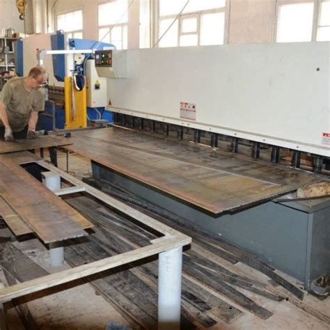 Резчик металла на ножницах и прессах: преимущества и недостатки ...