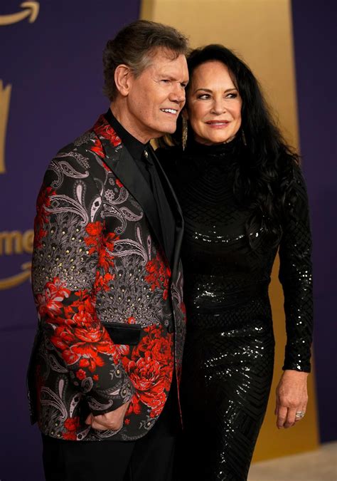 Country singer Randy Travis, wife testify before Congress on AI, fair