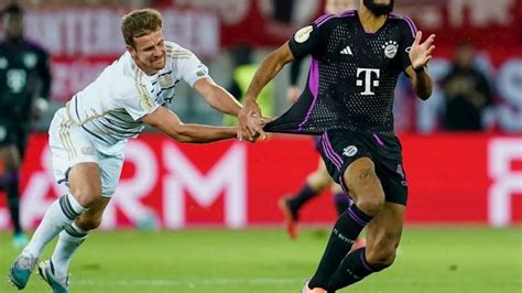 Fußball Sensation in Saarbrücken FC Bayern fliegt aus dem DFB Pokal