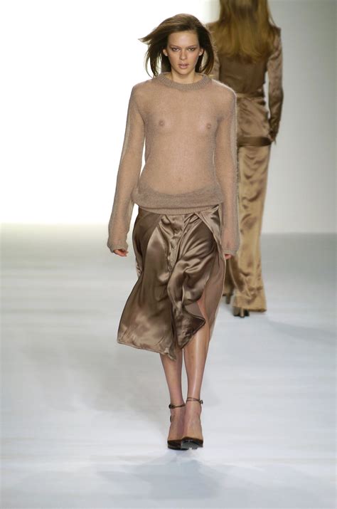 Naked Élise Crombez Added by MOMUSICMAN