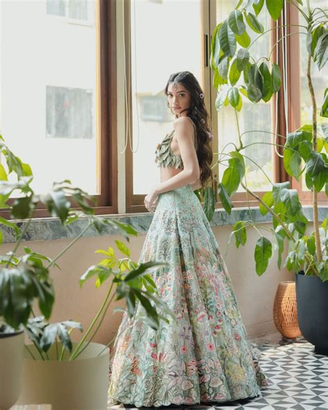 Alanna Panday's bridal looks: 5 best cues to take